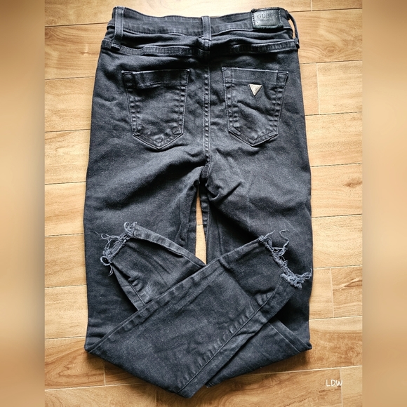 Guess Jeans - Picture 1 of 1